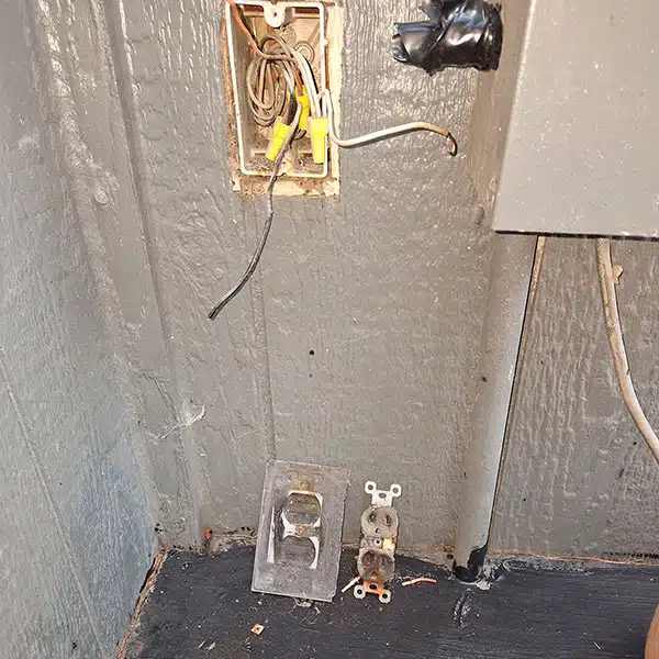 Residential Electrician in Omaha